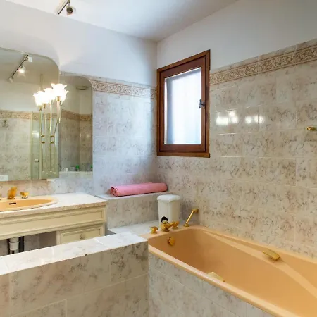 Premium In With Swimming Pool